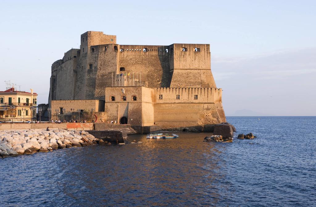 Transatlantico Hotel Napoli Bagian luar foto