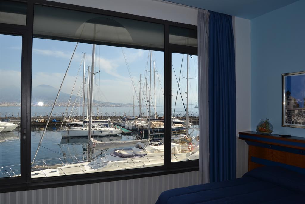 Transatlantico Hotel Napoli Ruang foto